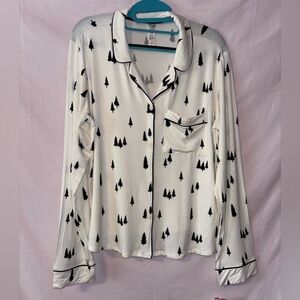 Tranquil & True White Shirt with Black Tree Design